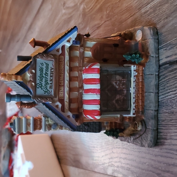 Lemax bridgette's gingerbread bakery - Picture 4 of 8